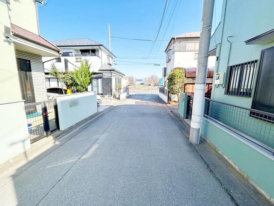 4DK House for Sale in Akishima, Tokyo - 115 sqm Land - Thumbnail 4