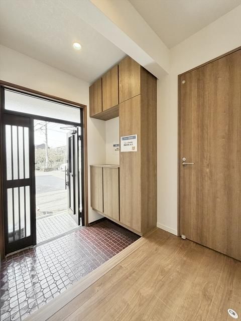 Renovated 5LDK House in Aikawa, Kanagawa - Corner Lot, South-Facing - Thumbnail 4