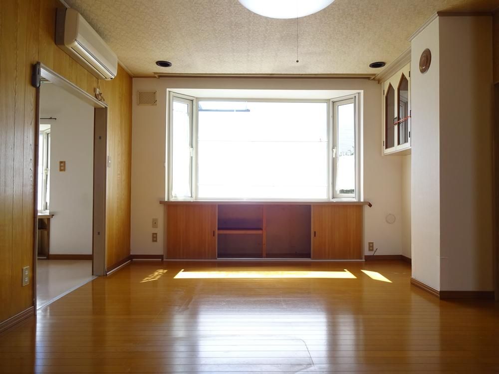 4LDK Corner Lot House for Sale in Hakodate, Hokkaido - Thumbnail 3