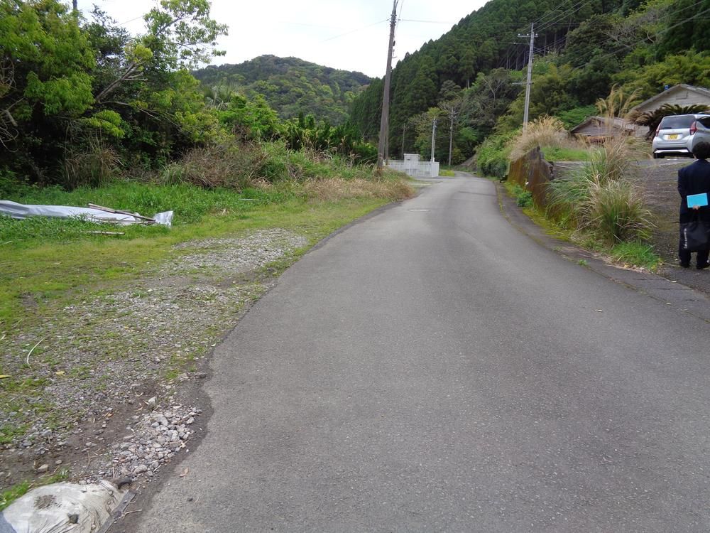 Land for Sale in Miyazaki City - 481.96 sqm Plot - Thumbnail 3