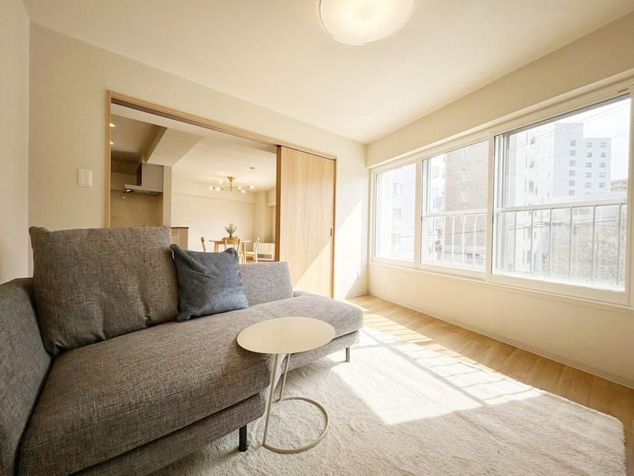 Renovated 3LDK Apartment in Sapporo Chuo Ward - Thumbnail 2