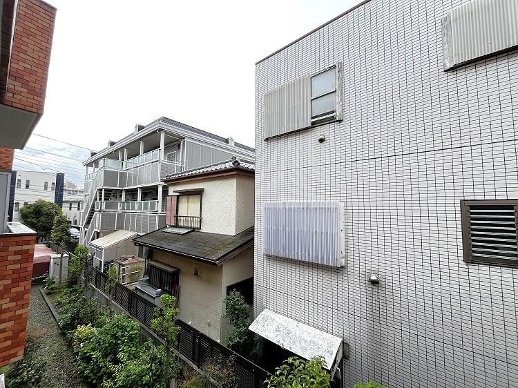 Renovated 3LDK Apartment Near Musashi-Nakahara Station, Kawasaki - Thumbnail 3