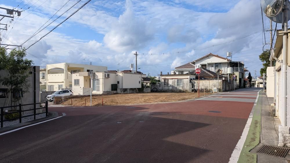 Building Land in Yomitan, Okinawa - 2 Parcels for Sale - Thumbnail 3