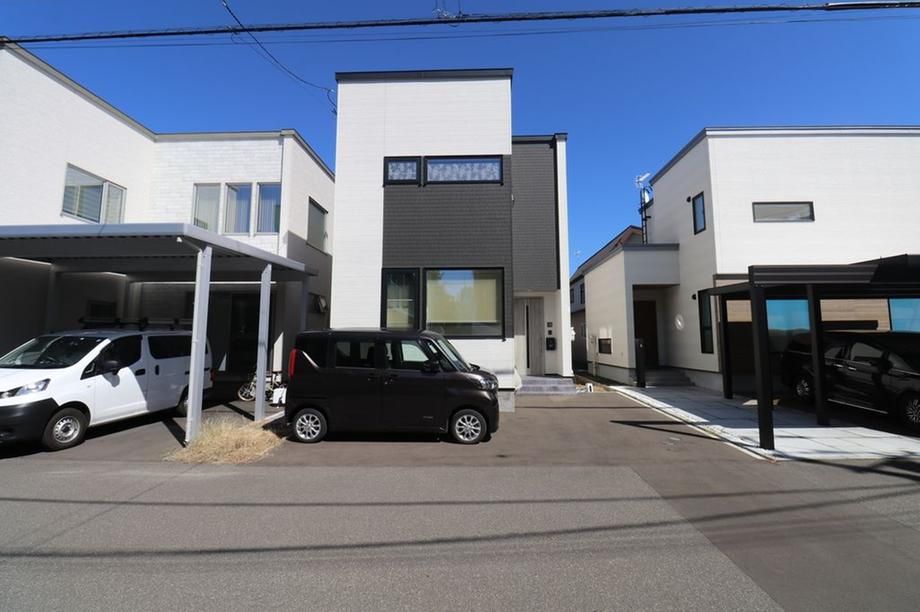 3LDK Detached House for Sale in Higashi-ku, Sapporo - Thumbnail 3