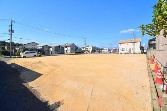 Land for Sale in Ube City, Yamaguchi - 1,218 sqm Freehold Plot - Thumbnail 2