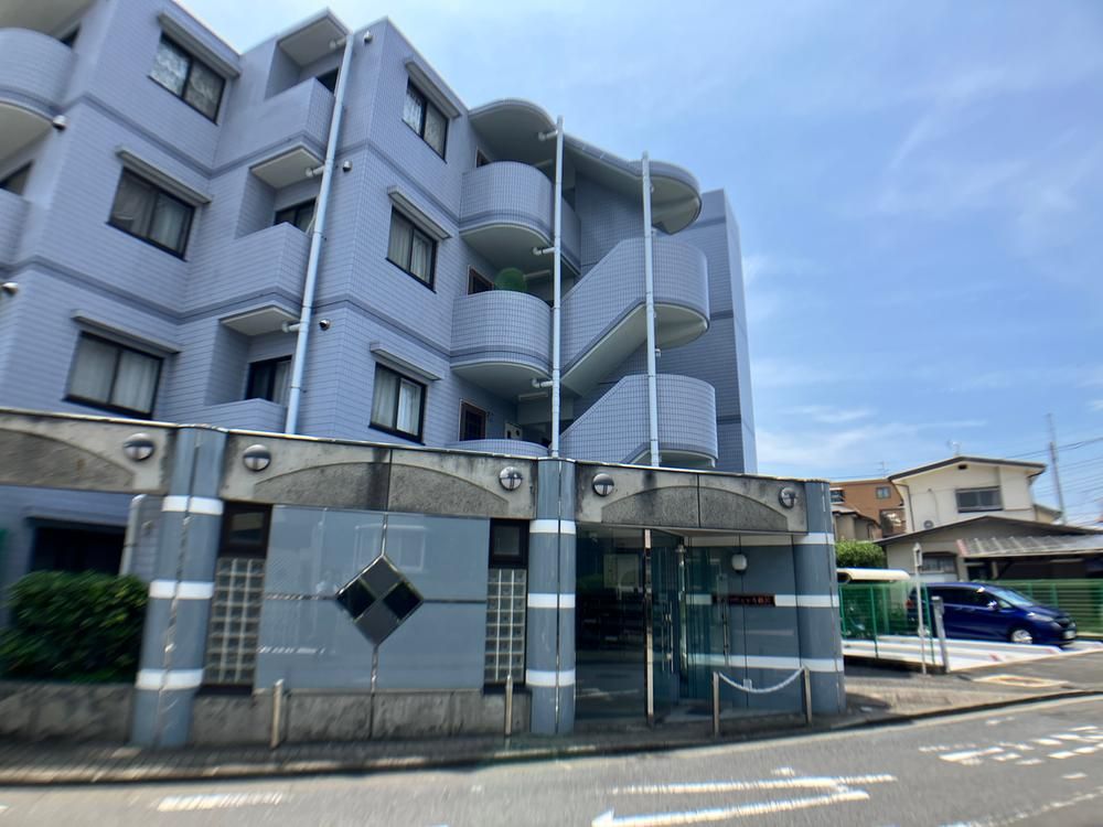 3LDK Apartment for Sale in Fujisawa, Kanagawa - 65.7m2 - Thumbnail 2