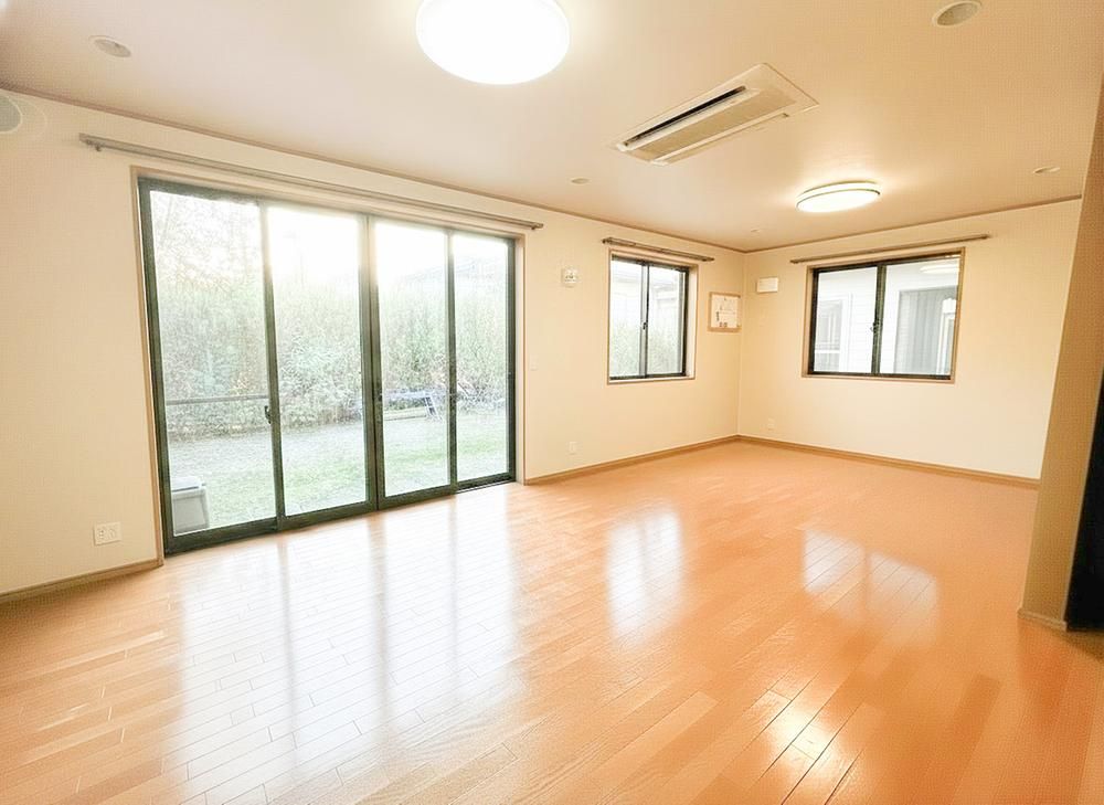 3LDK Detached House for Sale in Hachioji, Tokyo - 151 Tsubo Land - Thumbnail 4