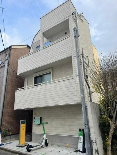 Modern 2LDK House in Takadanobaba, Shinjuku, Tokyo - Thumbnail 4