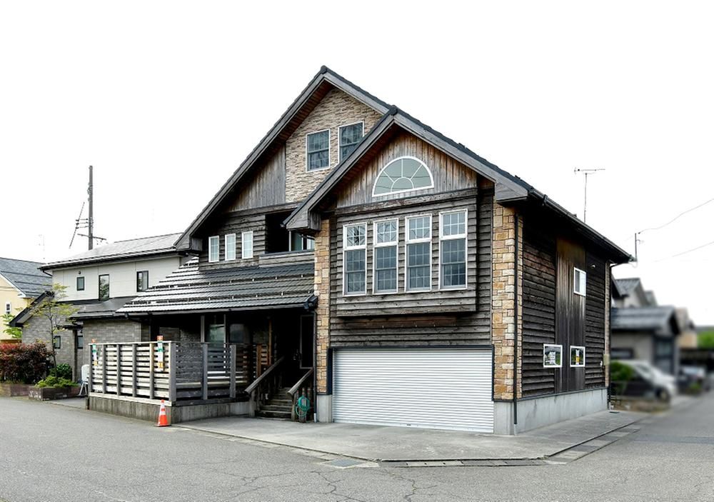 Spacious 4K+S House on Corner Lot in Niigata City - Image 1