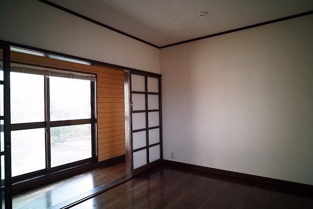4DK House for Sale in Yonezawa, Yamagata - 132m2 - Thumbnail 4
