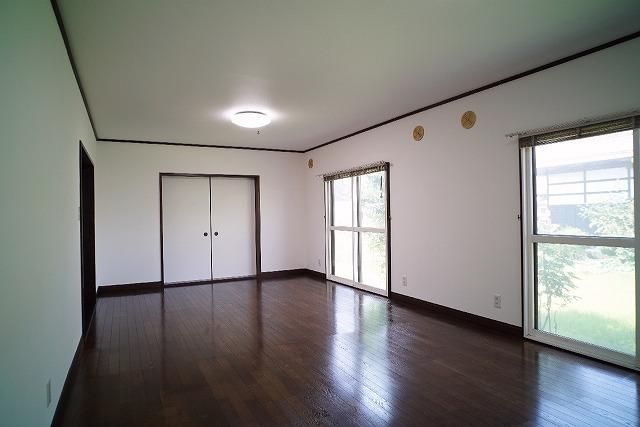 4DK House for Sale in Yonezawa, Yamagata - 132m2 - Thumbnail 3