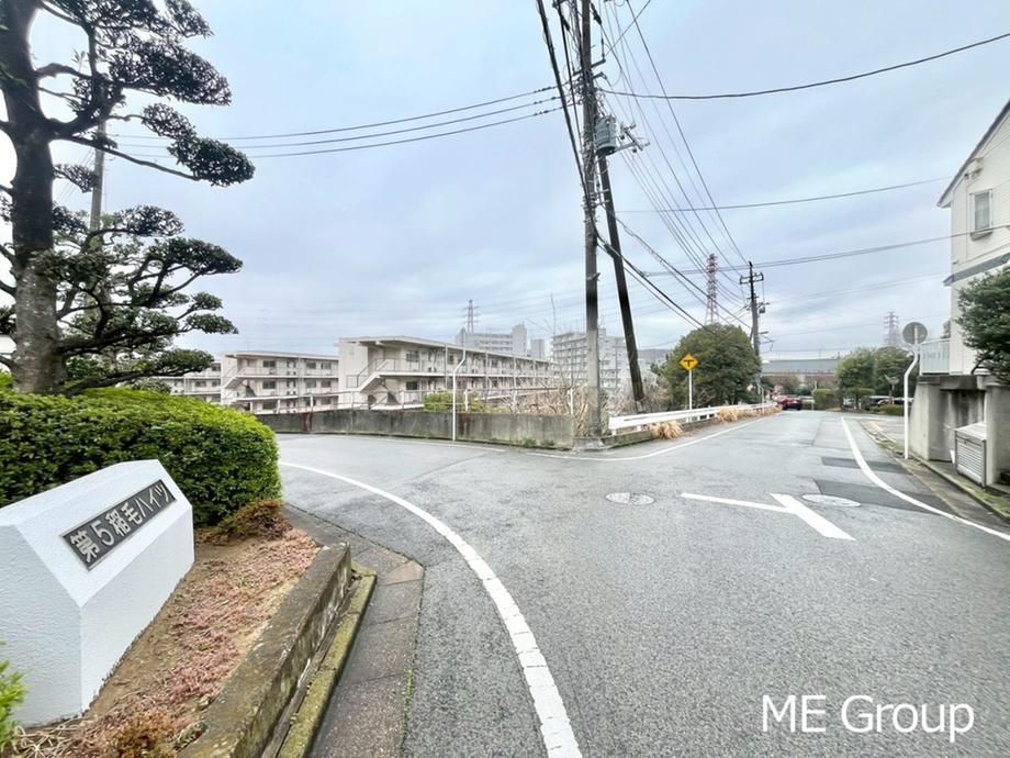 2LDK Apartment for Sale in Funabashi, Chiba - 59.74m² - Thumbnail 2