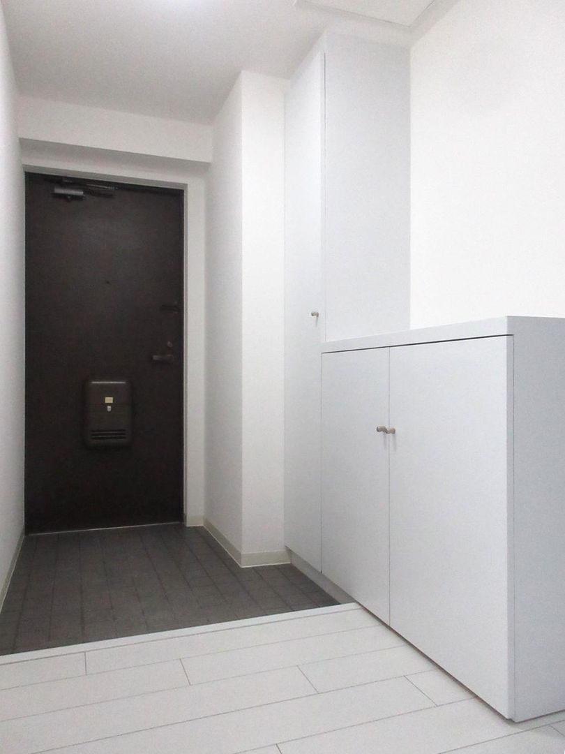 4LDK Renovated Apartment in Sapporo Minami Ward - Image 1
