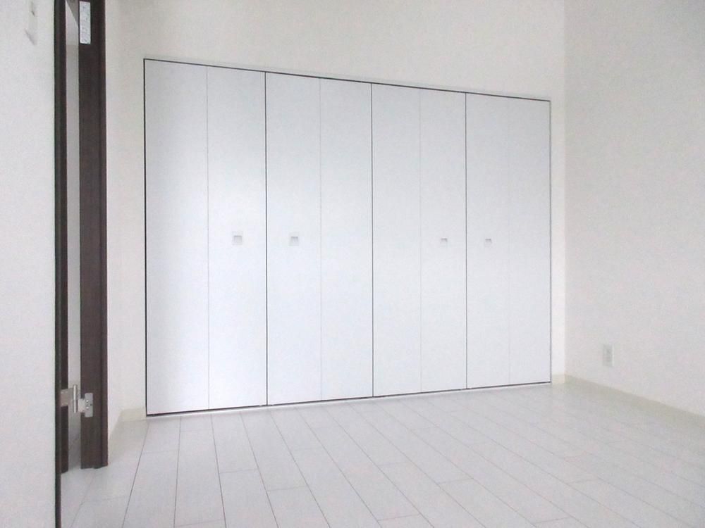 4LDK Renovated Apartment in Sapporo Minami Ward - Thumbnail 4