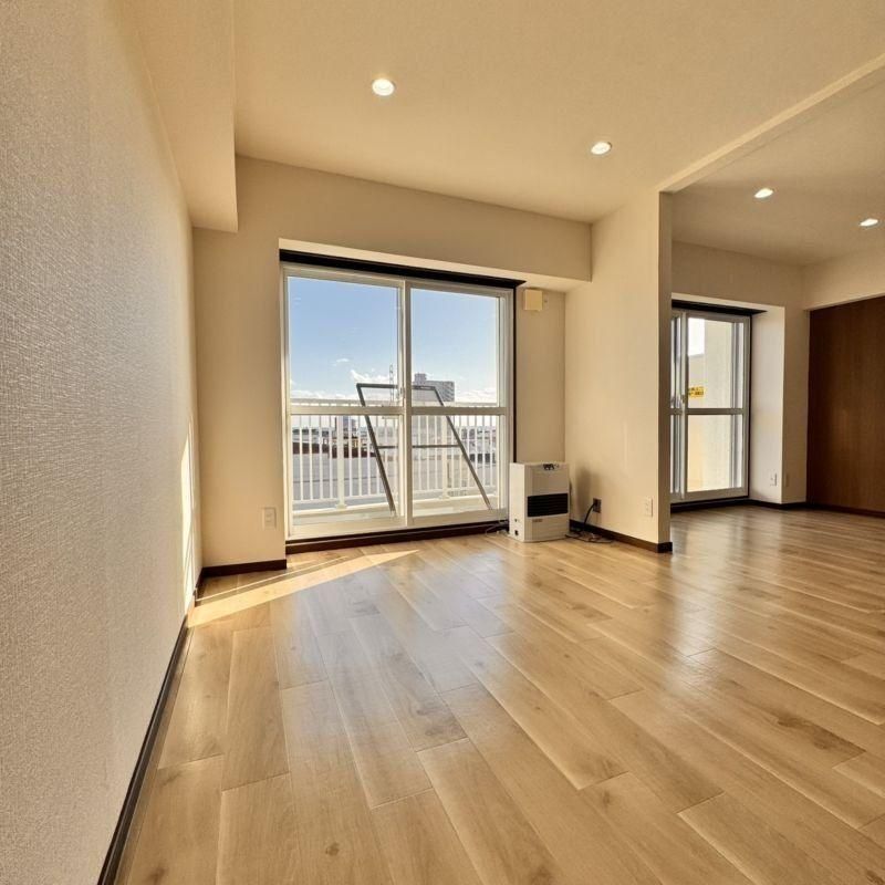 1LDK Apartment for Sale in Tomakomai, Hokkaido - Thumbnail 4