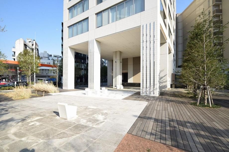 Premium 2LDK Apartment in Shibuya, Tokyo - 96.47 sqm - Thumbnail 3