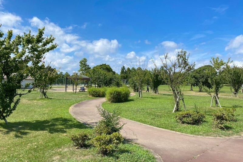 Land for Sale in Sendai Taihaku Ward with 4-Car Parking - Thumbnail 3
