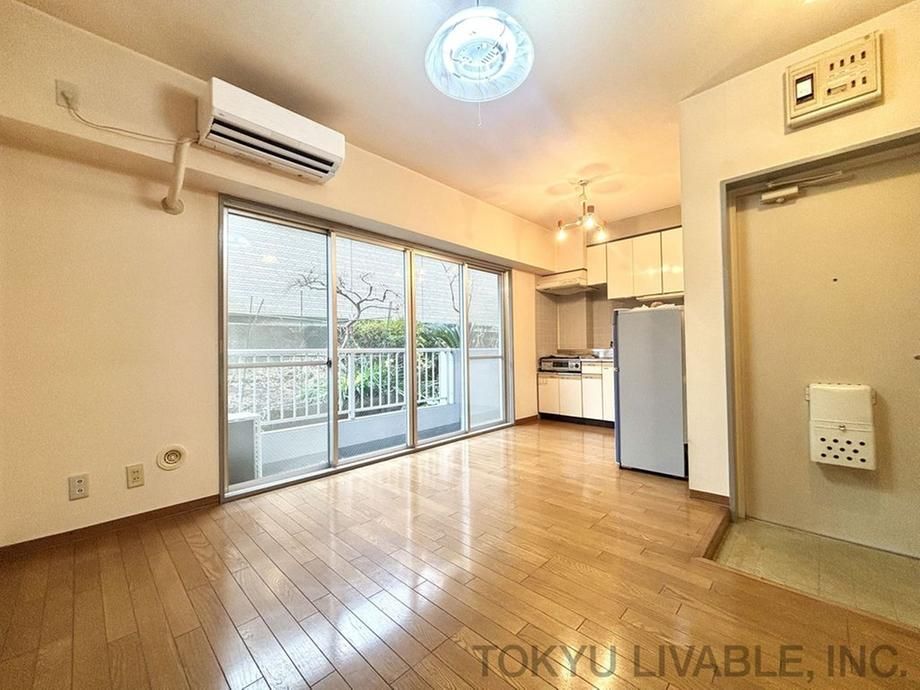 2DK Apartment for Sale in Kohoku-ku, Yokohama – 45m² - Thumbnail 3