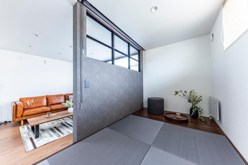 Modern 3SLDK Home with Study Near Nopporo Station, Ebetsu - Thumbnail 3