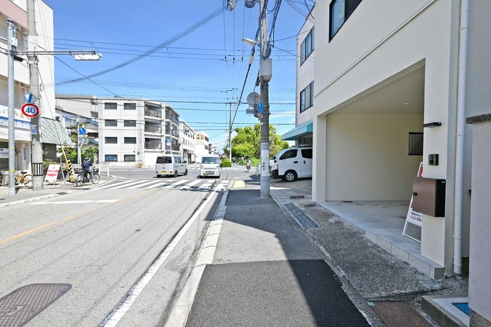 Renovated 3LDK House in Amagasaki, Hyogo - 104.71m2 - Thumbnail 2