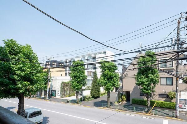 Nakameguro Park House 3LDK Apartment for Sale in Tokyo - Thumbnail 2