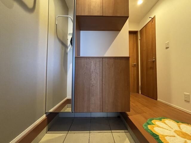 Modern 3-Story Townhouse near Shigahondori Station, Nagoya - Thumbnail 4
