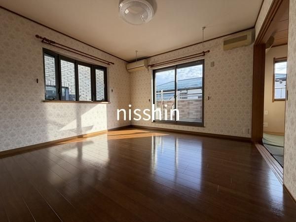 5LDK House with Garden in Minami-Ogikubo, Suginami, Tokyo - Thumbnail 3