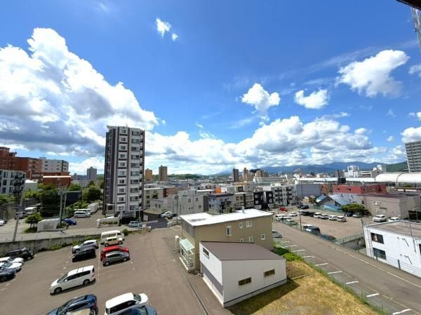 4LDK Apartment for Sale in Minami Ward, Sapporo - 83.91m2 - Thumbnail 3