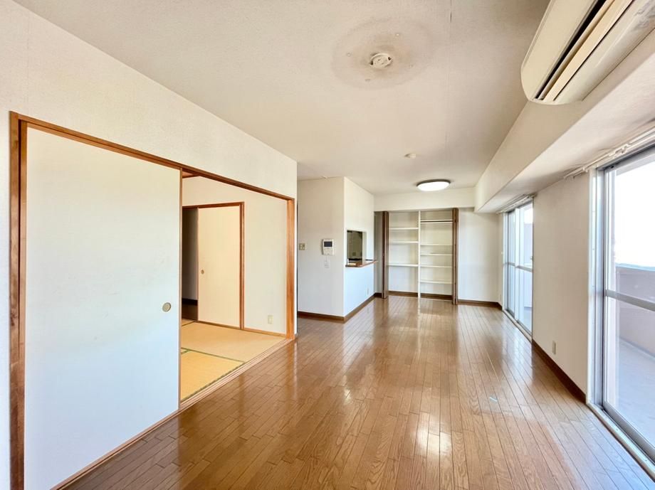 4LDK Apartment for Sale in Kochi City, 91.52m² - Thumbnail 2