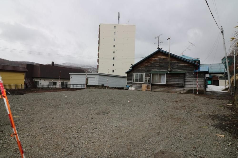 466m2 Land for Sale in Otaru, Near Minami-Otaru Station - Thumbnail 3