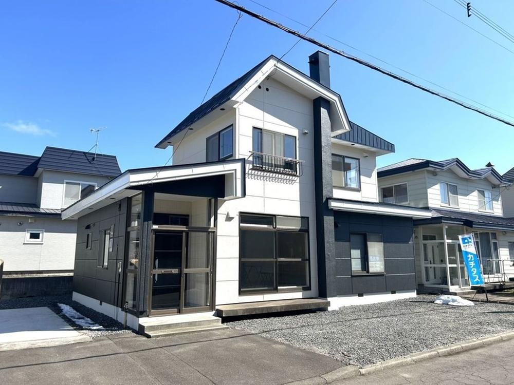 Renovated 4LDK House in Muroran, Hokkaido - 110m² - Thumbnail 4