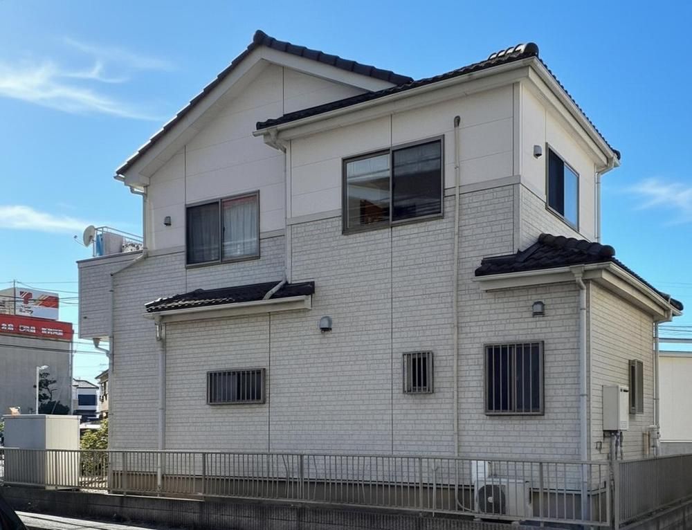 4LDK House for Sale in Matsudo, Chiba - 105.64m2 Land - Thumbnail 2