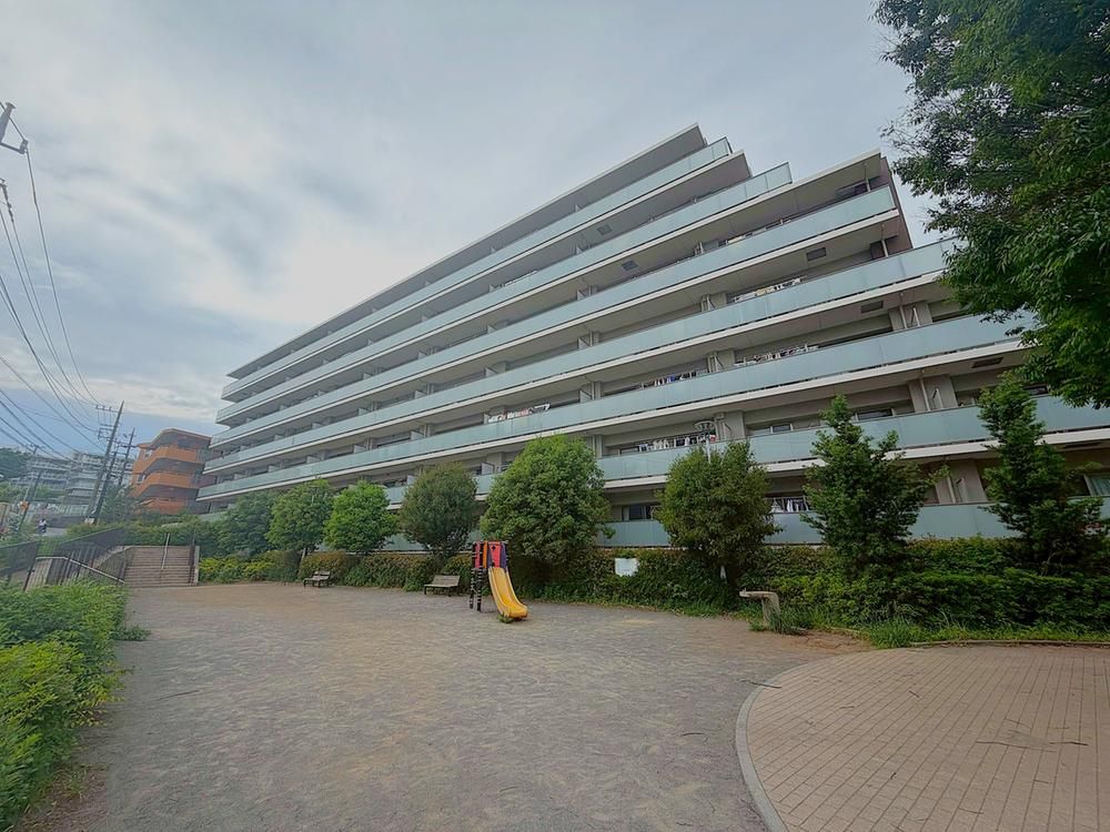 4LDK Apartment for Sale in Miyamae-ku, Kawasaki - Thumbnail 3