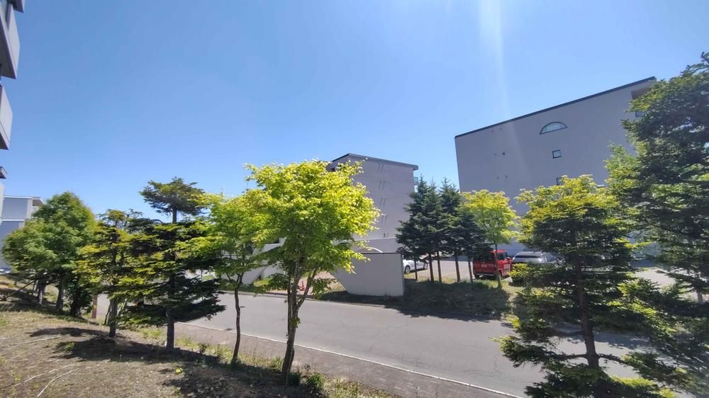 3LDK 75m² Resale Apartment in Chitose, Hokkaido - Thumbnail 2
