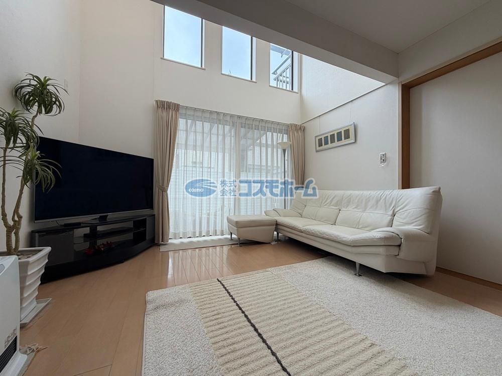 5LDK House for Sale in Hinode, Tokyo - 179m2 Land - Thumbnail 3