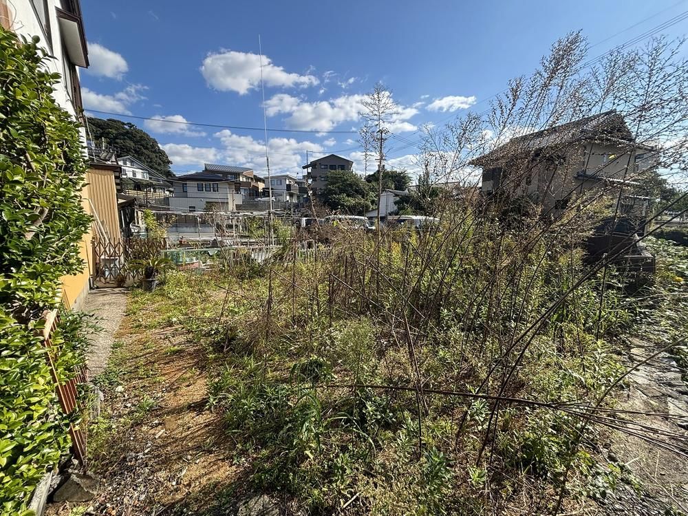 Land for Sale in Kochi City - 71.66 sqm Plot - Thumbnail 2