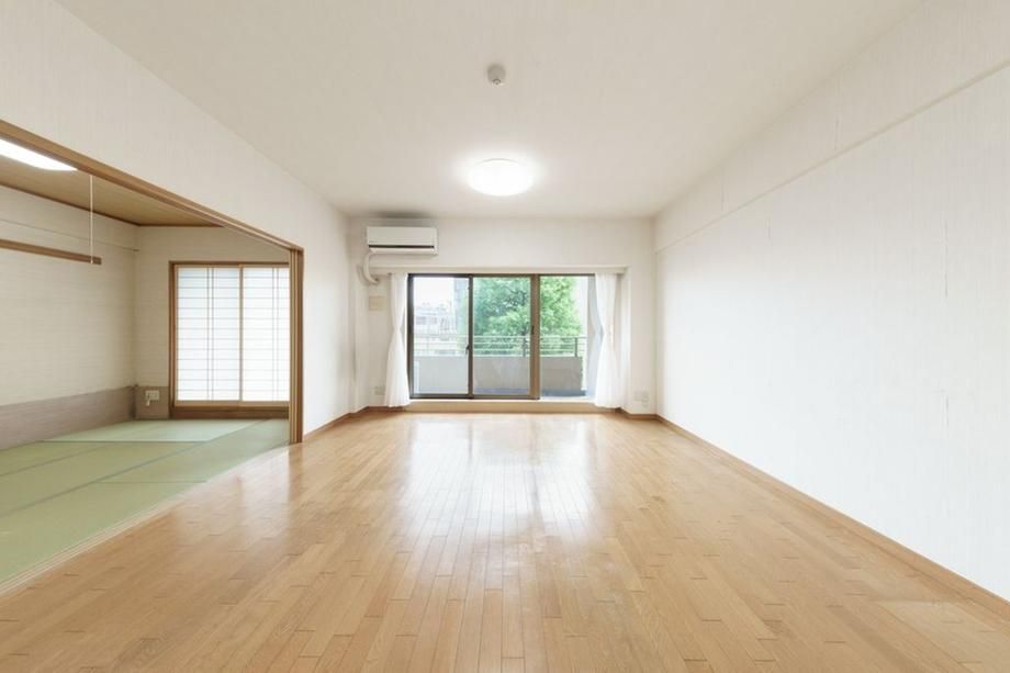 Cosmo Stage Shukugawara 3LDK Apartment for Sale in Kawasaki - Thumbnail 2