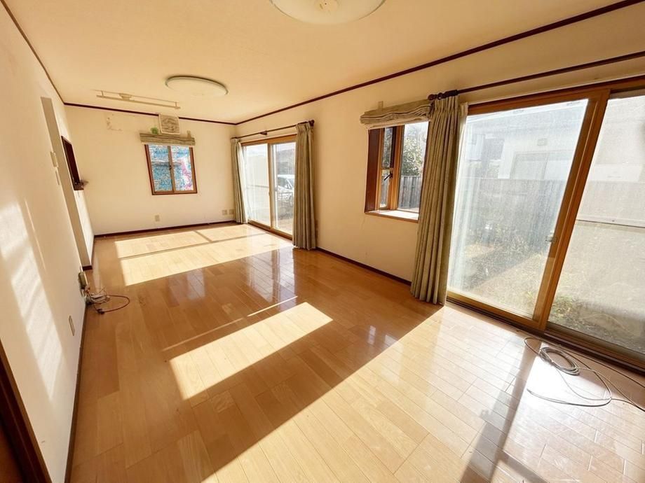 4LDK House for Sale in Wakabayashi, Sendai - Thumbnail 2
