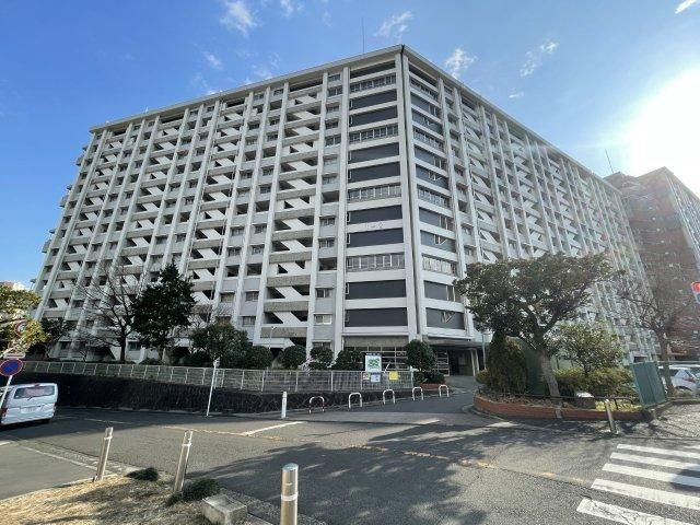 3DK Apartment for Sale in Minami-ku, Yokohama - 61.84m2 - Thumbnail 2