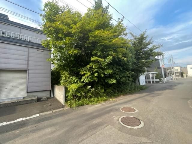 415m2 Land for Sale in Minami Ward, Sapporo, Hokkaido - Thumbnail 4