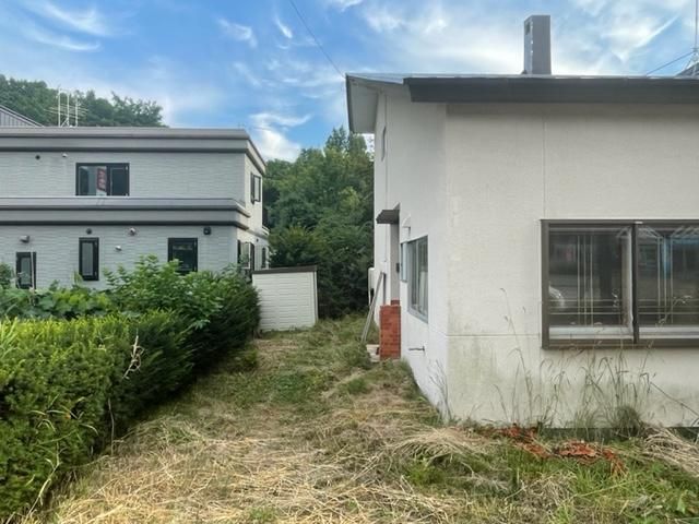 415m2 Land for Sale in Minami Ward, Sapporo, Hokkaido - Thumbnail 3