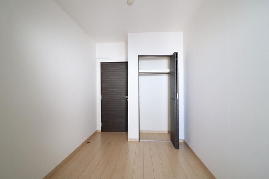 2LDK Apartment in Chatan, Okinawa – 71.79m2 - Thumbnail 3