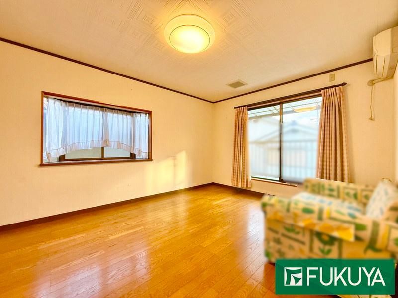 5LDK House for Sale in Tenri, Nara - 150m2 Land - Thumbnail 3
