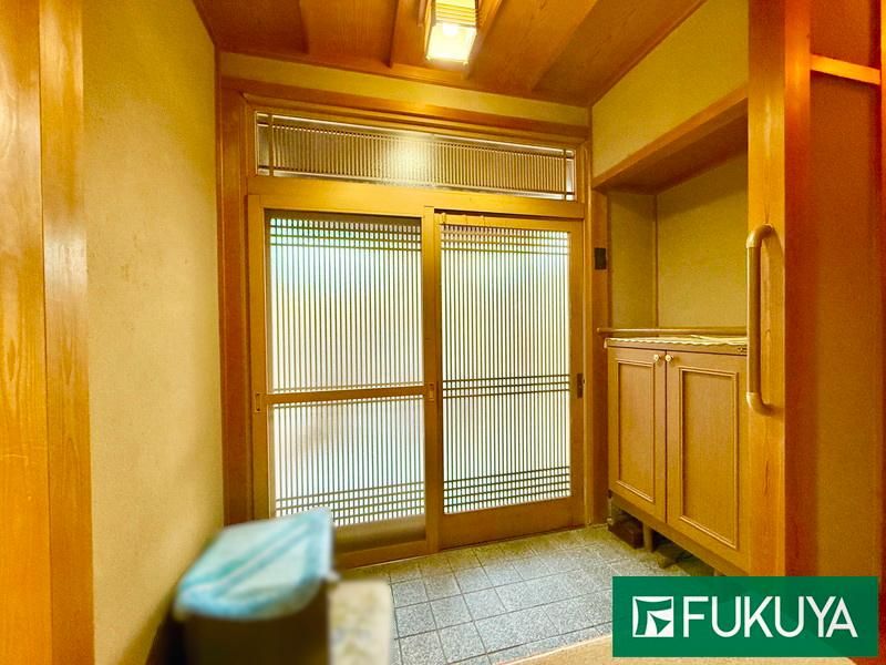 5LDK House for Sale in Tenri, Nara - 150m2 Land - Thumbnail 2