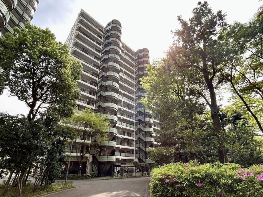 3LDK Apartment for Sale in Takatsu-ku, Kawasaki, Kanagawa - Thumbnail 2