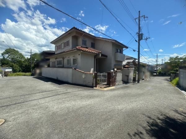 5LDK Resale House for Sale in Hashimoto, Wakayama - Thumbnail 2