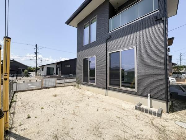 3LDK All-Electric House with Solar Panels in Oita City - Thumbnail 2