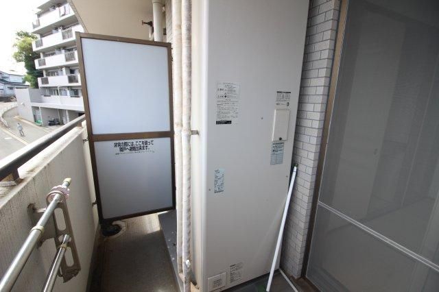 3DK Apartment for Sale in Yokosuka with Ocean View - Thumbnail 3