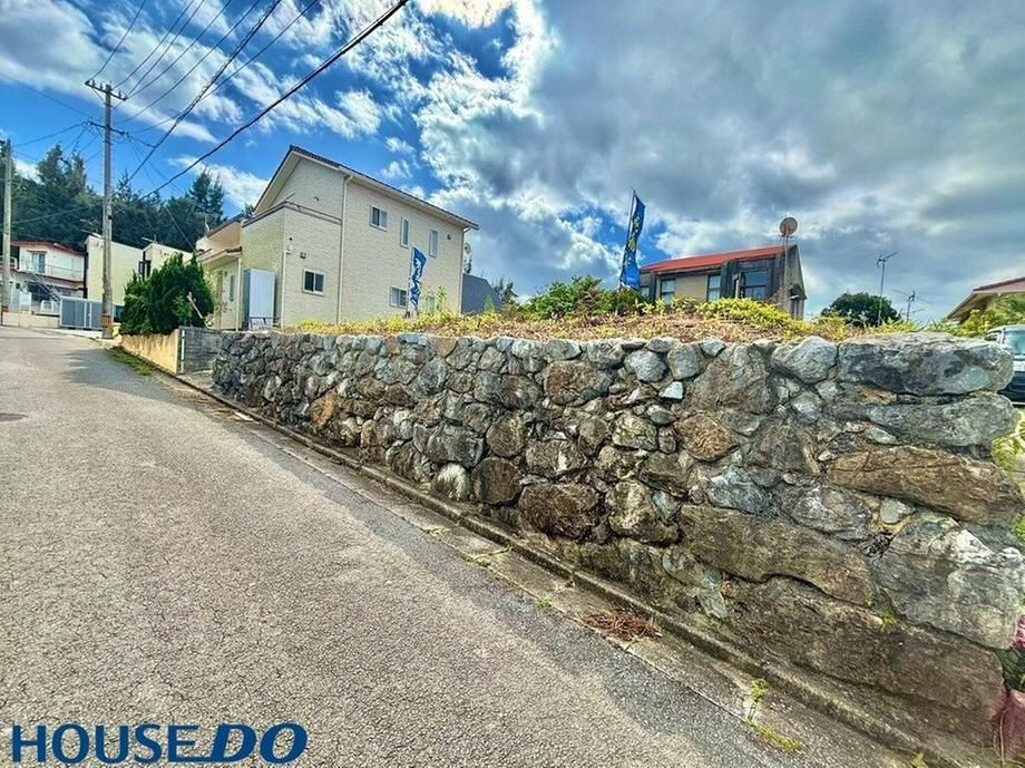Land for Sale in Onna Village, Okinawa - 227 sqm - Thumbnail 2