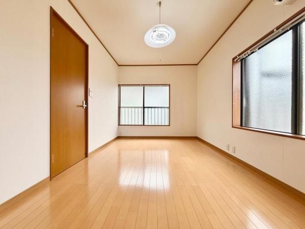 Renovated 3DK House in Kamagaya, Chiba - 85.76 sqm Land - Thumbnail 4